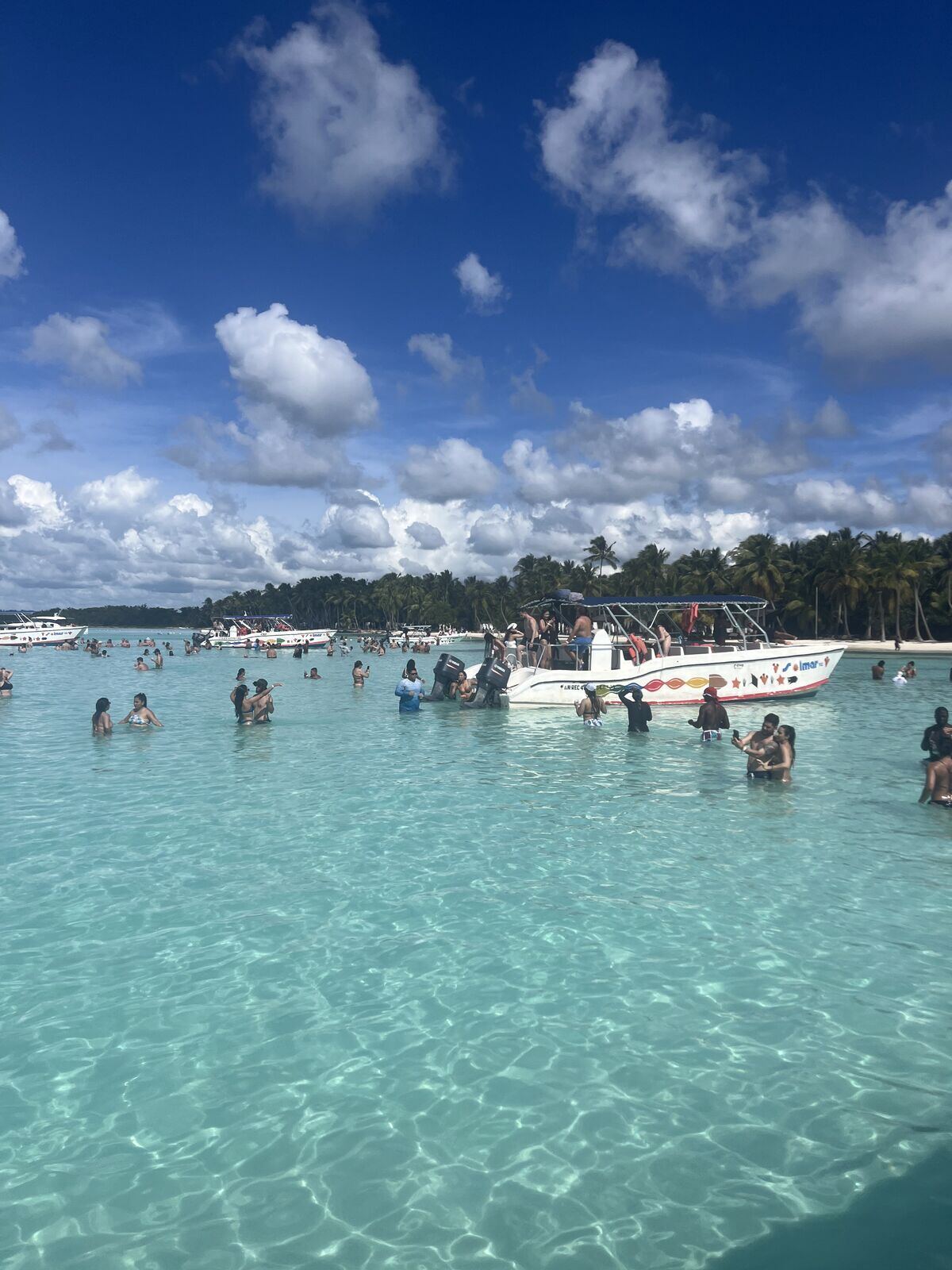 The natural pool near Isla Saona